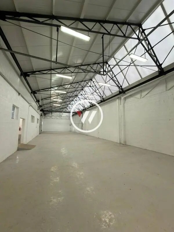 Plus de détails pour Local d'activités à louer