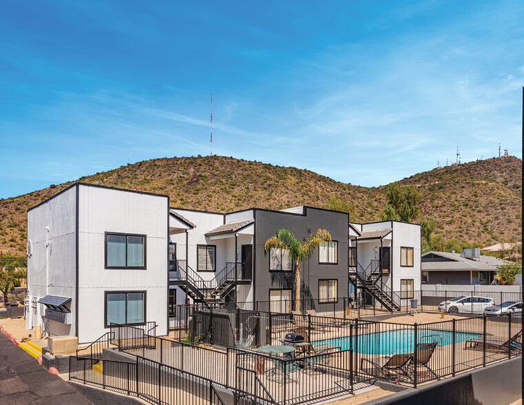 1735 W Cortez St, Phoenix, AZ à vendre - Photo de l’immeuble – Image 1 sur 19