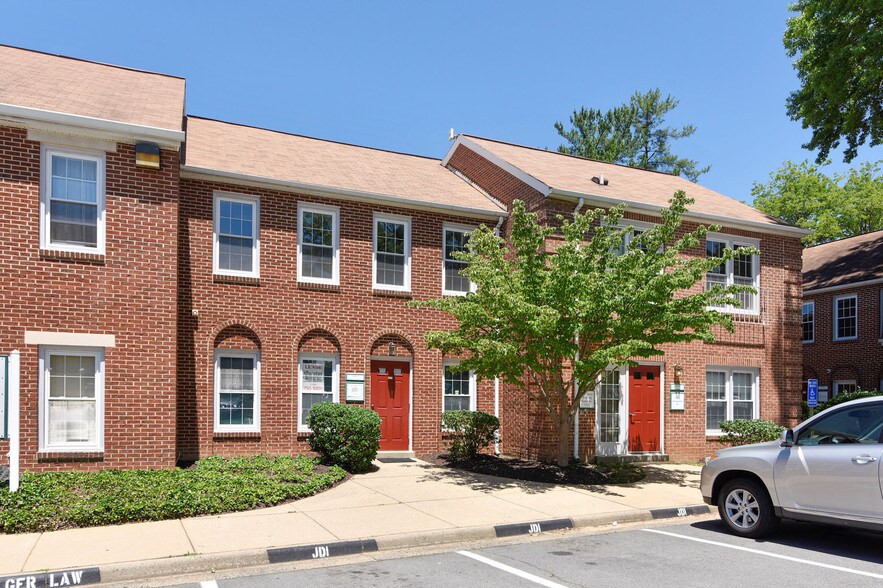 10353-10363 Democracy Ln, Fairfax, VA à louer - Photo de l’immeuble – Image 3 sur 7