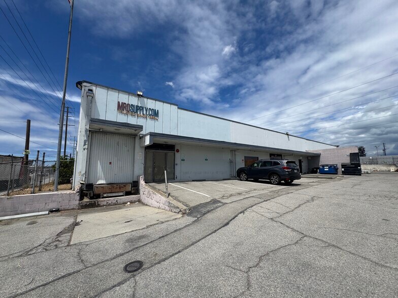 2915 E Washington Blvd, Los Angeles, CA à vendre - Photo principale – Image 1 sur 20