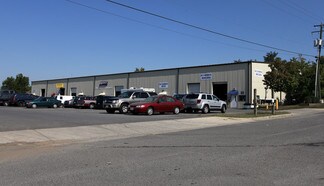 Plus de détails pour 21585 Cedar Ln, Sterling, VA - Industriel/Logistique à louer