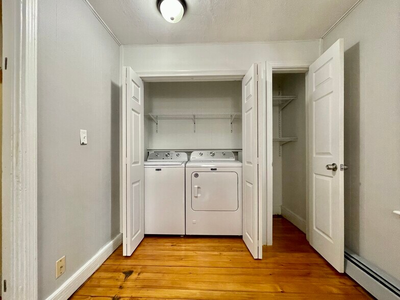 42-44 E Transit St, Providence, RI à vendre - Photo de l’immeuble – Image 3 sur 3