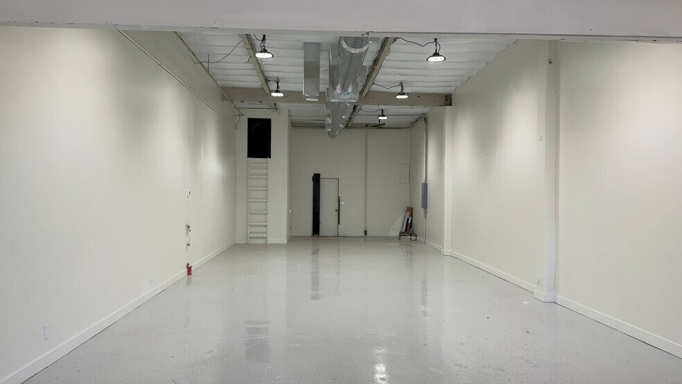 4516-4550 E Chapman Ave, Orange, CA à louer - Vidéo sur l’annonce professionnelle – Image 2 sur 7