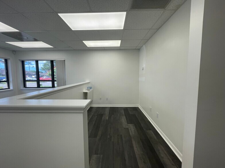 12520 World Plaza Ln, Fort Myers, FL à louer - Photo intérieure – Image 3 sur 23