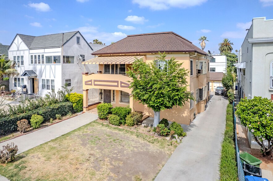 192 S Commonwealth Ave, Los Angeles, CA à vendre - Photo de l’immeuble – Image 2 sur 8