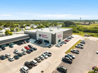 Plus de détails pour 1222 Dixieland Rd, Harlingen, TX - Local commercial à louer