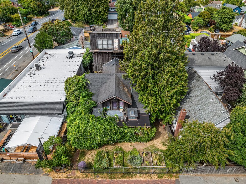 652 NW 85th St, Seattle, WA à vendre - Photo de l’immeuble – Image 2 sur 15