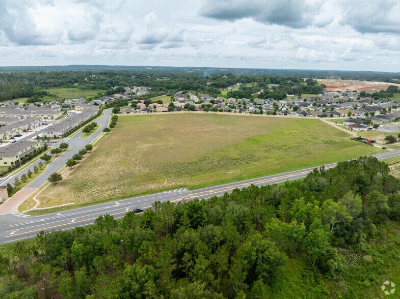 State Road 19, Howey-in-the-Hills, FL à vendre - Photo principale – Image 2 sur 7