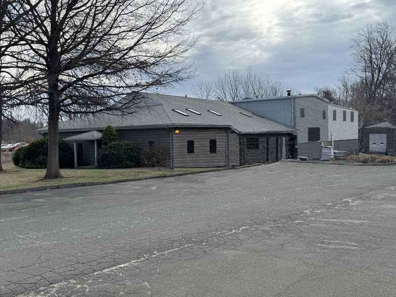 19 Airline Rd, Durham, CT à vendre - Photo de l’immeuble – Image 1 sur 2