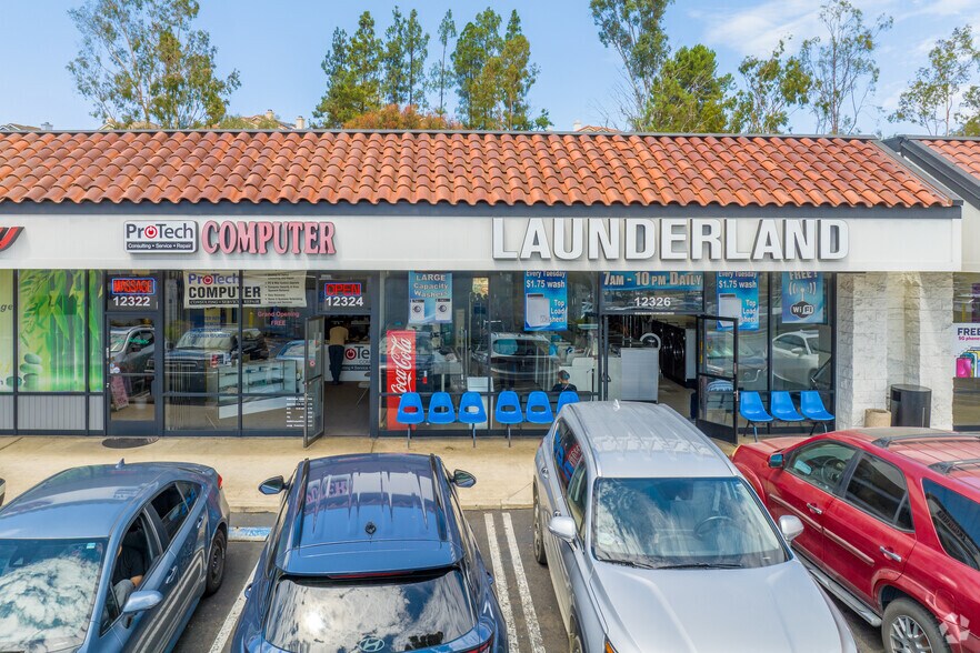 12316-12334 Poway Rd, Poway, CA à vendre - Photo de l’immeuble – Image 3 sur 4