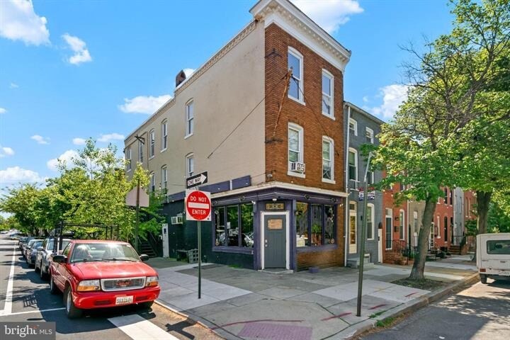 301 S Ann St, Baltimore, MD à vendre - Photo de l’immeuble – Image 2 sur 27