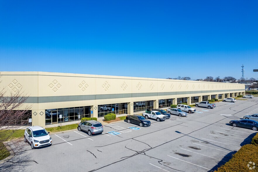 688-712 Melrose Ave, Nashville, TN à louer - Photo de l’immeuble – Image 3 sur 9