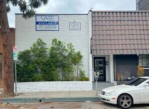 3729-3733 Robertson Blvd, Culver City, CA à louer Photo de l’immeuble– Image 1 sur 19