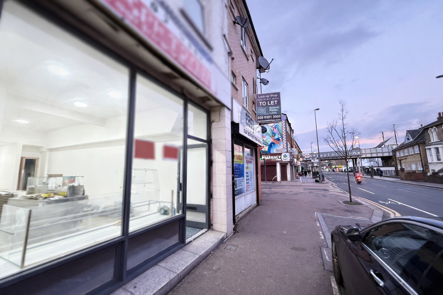 629 High Rd, Londres à louer Photo principale– Image 1 sur 10