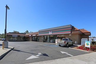 Plus de détails pour 895-897 E Vista Way, Vista, CA - Local commercial à louer