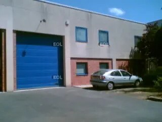 Local d’activités dans Moissy-Cramayel à louer - Photo de l’immeuble – Image 1 sur 1