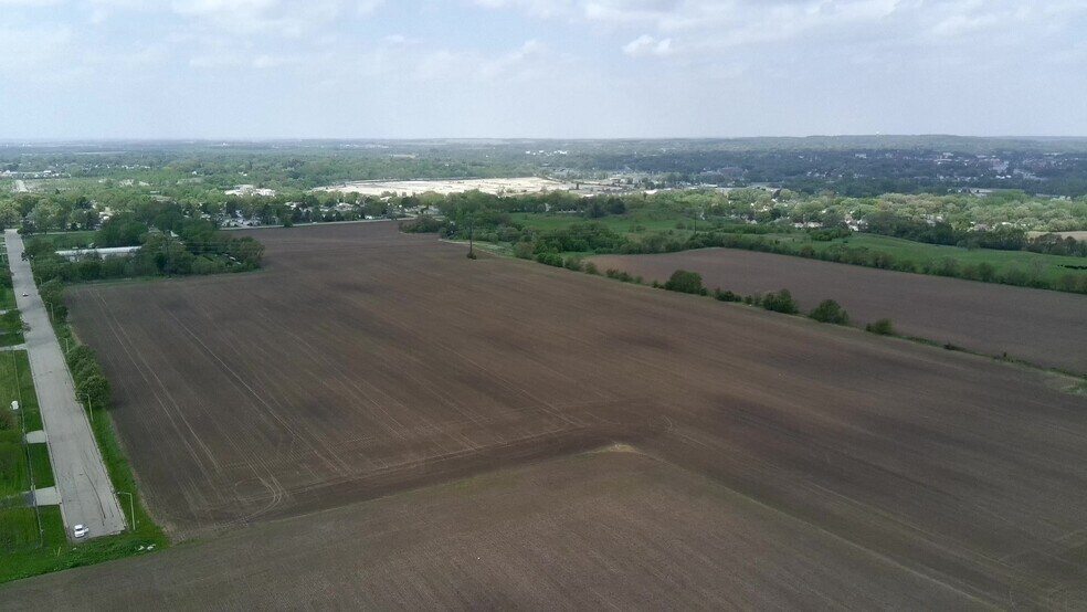 401 Freedom Ln, Janesville, WI à vendre - Photo de l’immeuble – Image 3 sur 3
