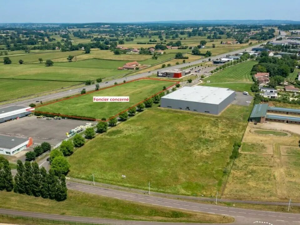 Terrain dans Paray-le-Monial à vendre Photo de l’immeuble– Image 1 sur 5