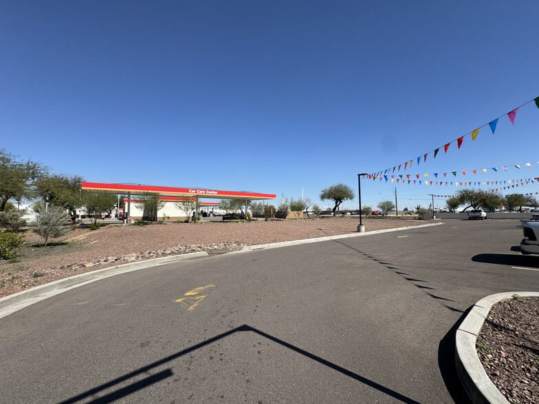 220 N 83rd Ave, Tolleson, AZ à louer - Photo de l’immeuble – Image 3 sur 5