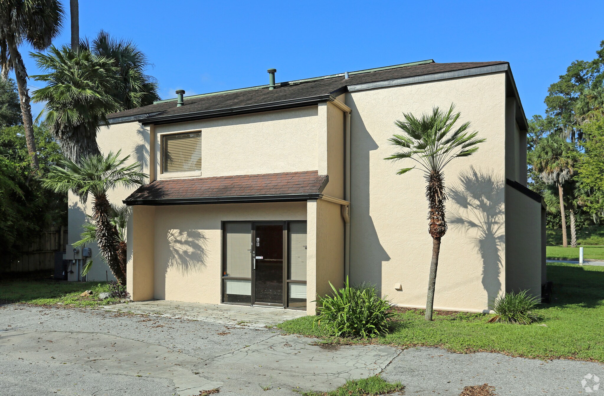 401 NW 3rd Ave, Ocala, FL à vendre Photo de l’immeuble– Image 1 sur 26