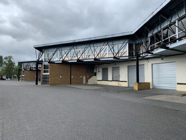 Plus de détails pour Industriel/Logistique à louer