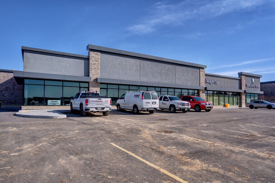 1070 Rest Acres Rd, Brant, ON à louer - Photo de l’immeuble – Image 2 sur 3