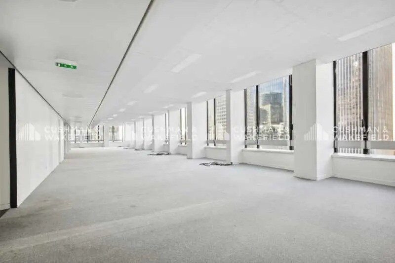 2-14 Place De La Défense, Courbevoie à louer - Photo de l’immeuble – Image 3 sur 8