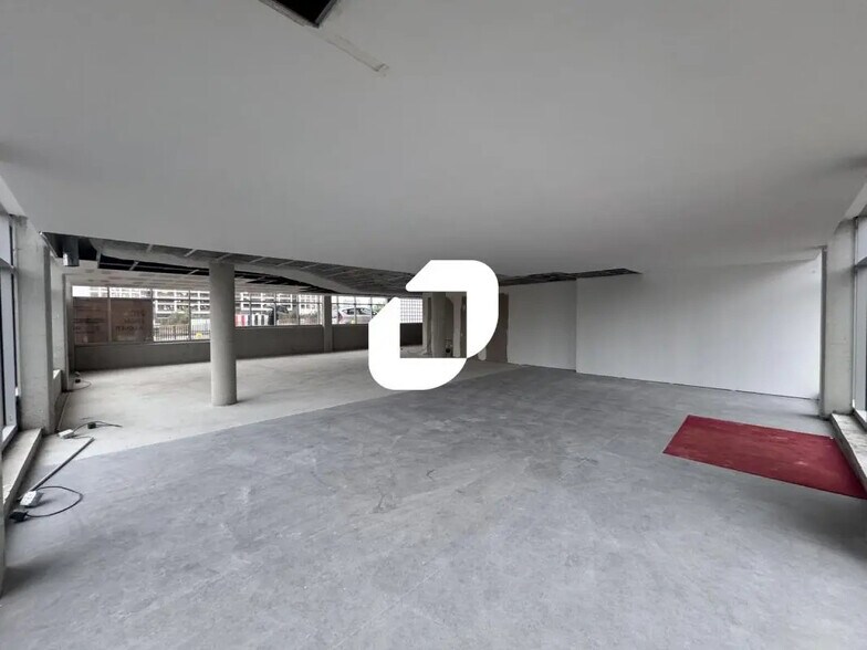 Bureau dans Strasbourg à louer - Photo de l’immeuble – Image 2 sur 6