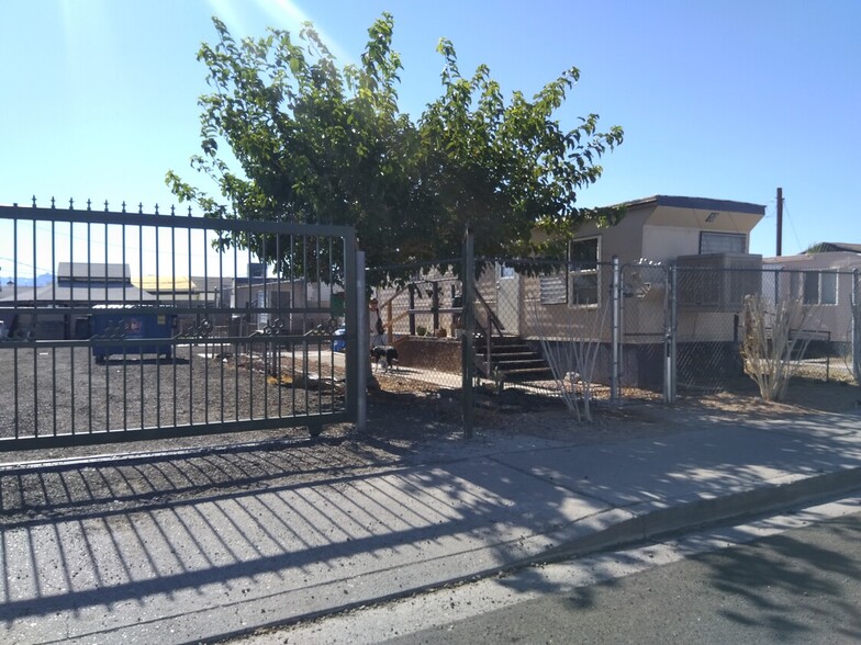 1340 Hassell Ave, Las Vegas, NV à vendre - Photo de l’immeuble – Image 3 sur 60