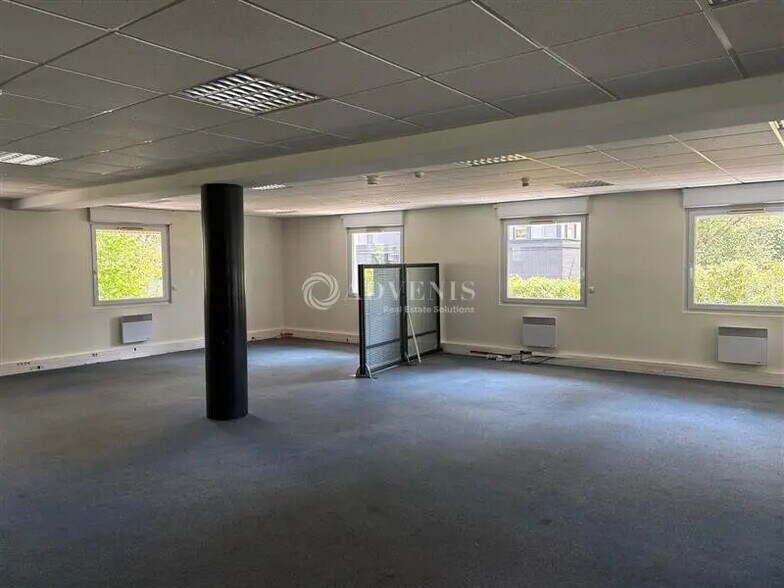 Bureau dans Lille à louer - Photo de l’immeuble – Image 3 sur 7
