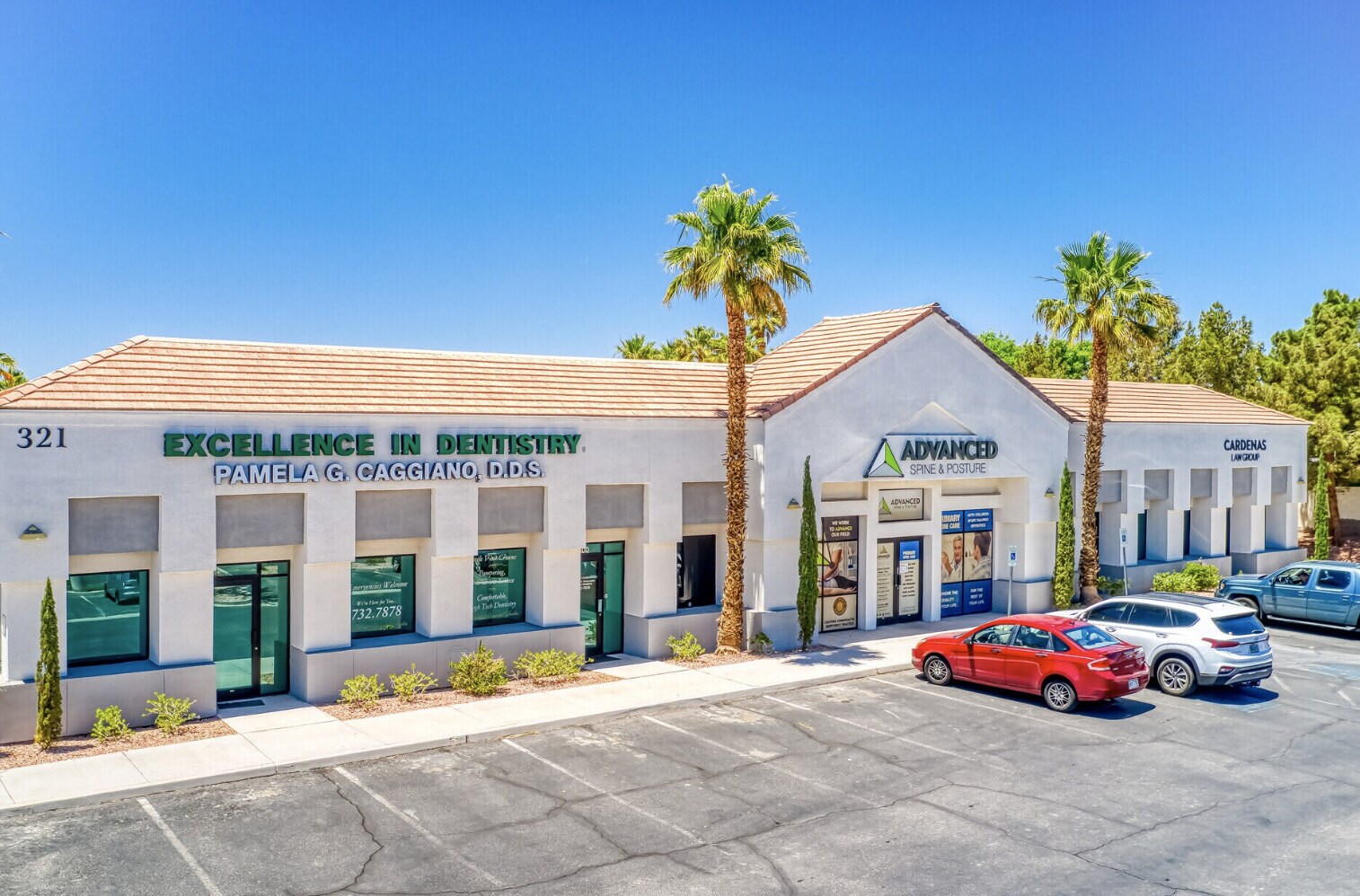 321 N Pecos Rd, Henderson, NV à louer Photo principale– Image 1 sur 11