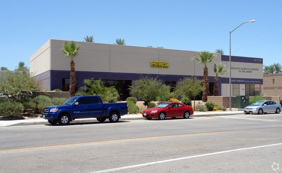 39203 Leopard St, Palm Desert, CA à louer - Photo de l’immeuble – Image 2 sur 18