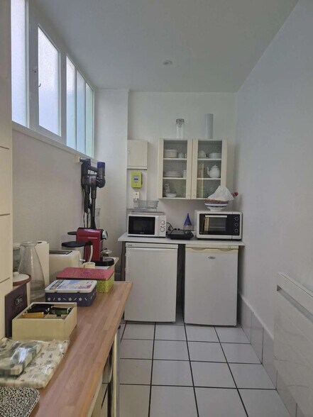 Local commercial dans Paris à louer - Photo intérieure – Image 3 sur 4