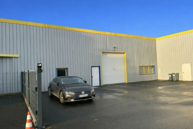 Plus de détails pour Industriel/Logistique à louer