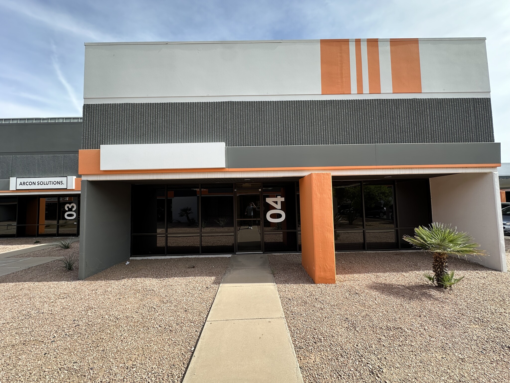 2425 W 12th St, Tempe, AZ à louer Photo de l’immeuble– Image 1 sur 12
