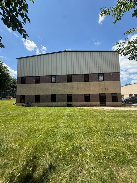 Minneakoning Rd Sale portefeuille de 2 biens à vendre sur LoopNet.fr - Photo de l’immeuble – Image 2 sur 22
