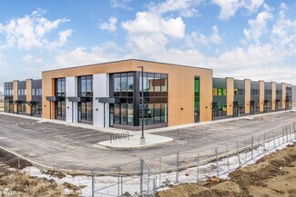 Plus de détails pour 2943 50 Av NW, Edmonton, AB - Local commercial à vendre