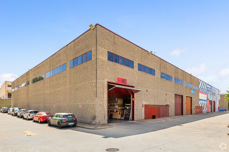 Industriel/Logistique dans Barberà del Vallès, Barcelona à louer - Photo de l’immeuble – Image 2 sur 3