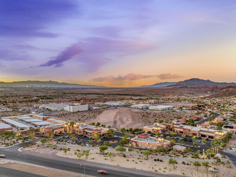 E Lake Mead Pky, Henderson, NV à louer - Aérien – Image 2 sur 7