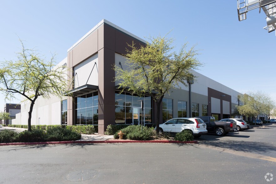 2110 S 7th Ave, Phoenix, AZ à louer - Photo de l’immeuble – Image 2 sur 23