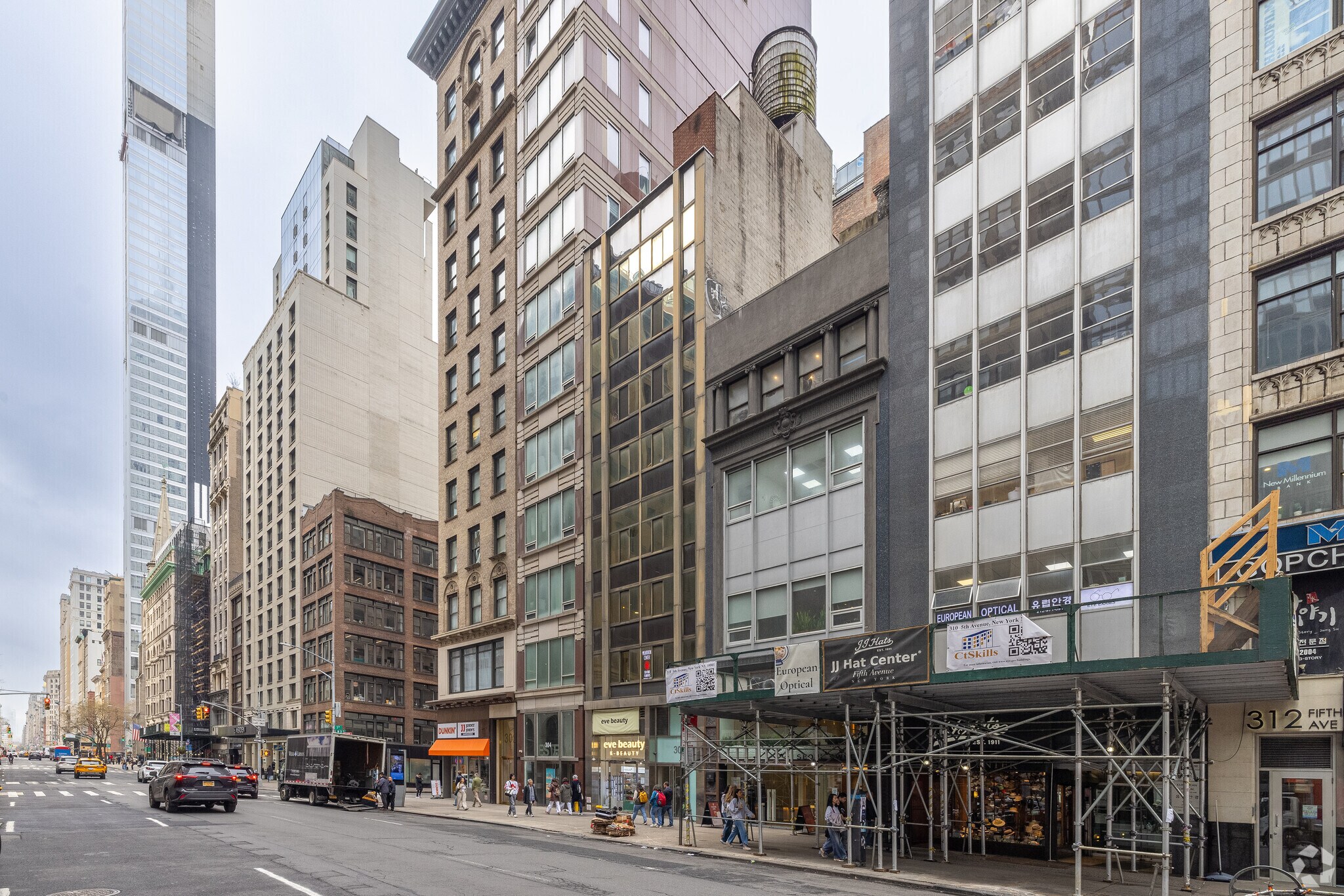 306 Fifth Ave, New York, NY à louer Photo principale– Image 1 sur 5