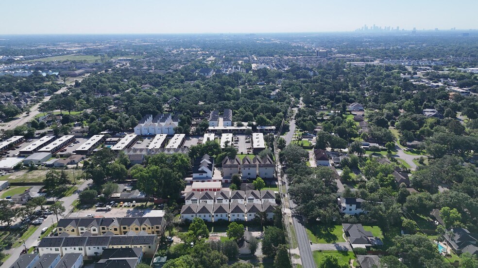 9408-9410 Campbell Rd, Houston, TX à vendre - Photo de l’immeuble – Image 2 sur 10