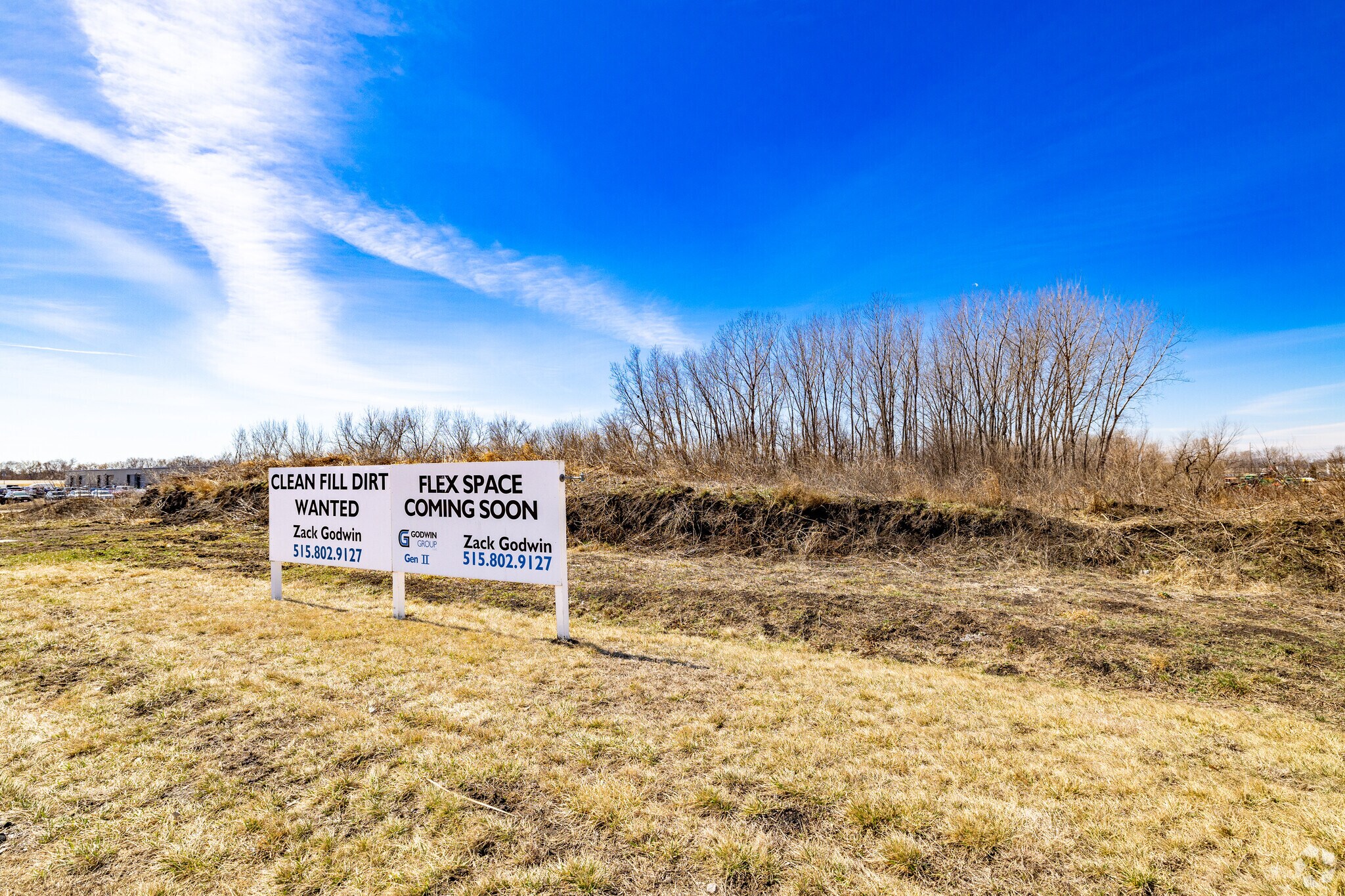 1700-1798 Burr Oak Blvd, Granger, IA à louer Photo principale– Image 1 sur 3
