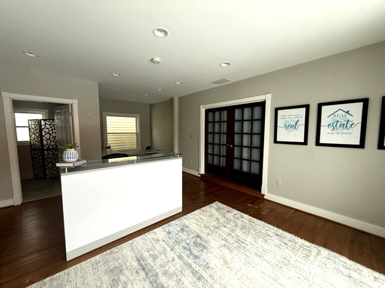 256 S Water St, Marine City, MI à louer - Photo principale – Image 1 sur 18