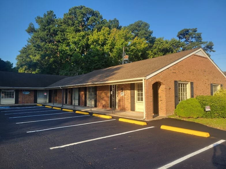 3217 Western Branch Blvd, Chesapeake, VA à louer - Photo de l’immeuble – Image 2 sur 8