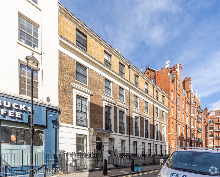 6 Porter St, Londres à louer - Photo de l’immeuble – Image 1 sur 7