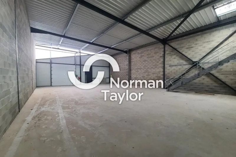 Local d'activités dans Béziers à vendre Photo intérieure– Image 1 sur 5