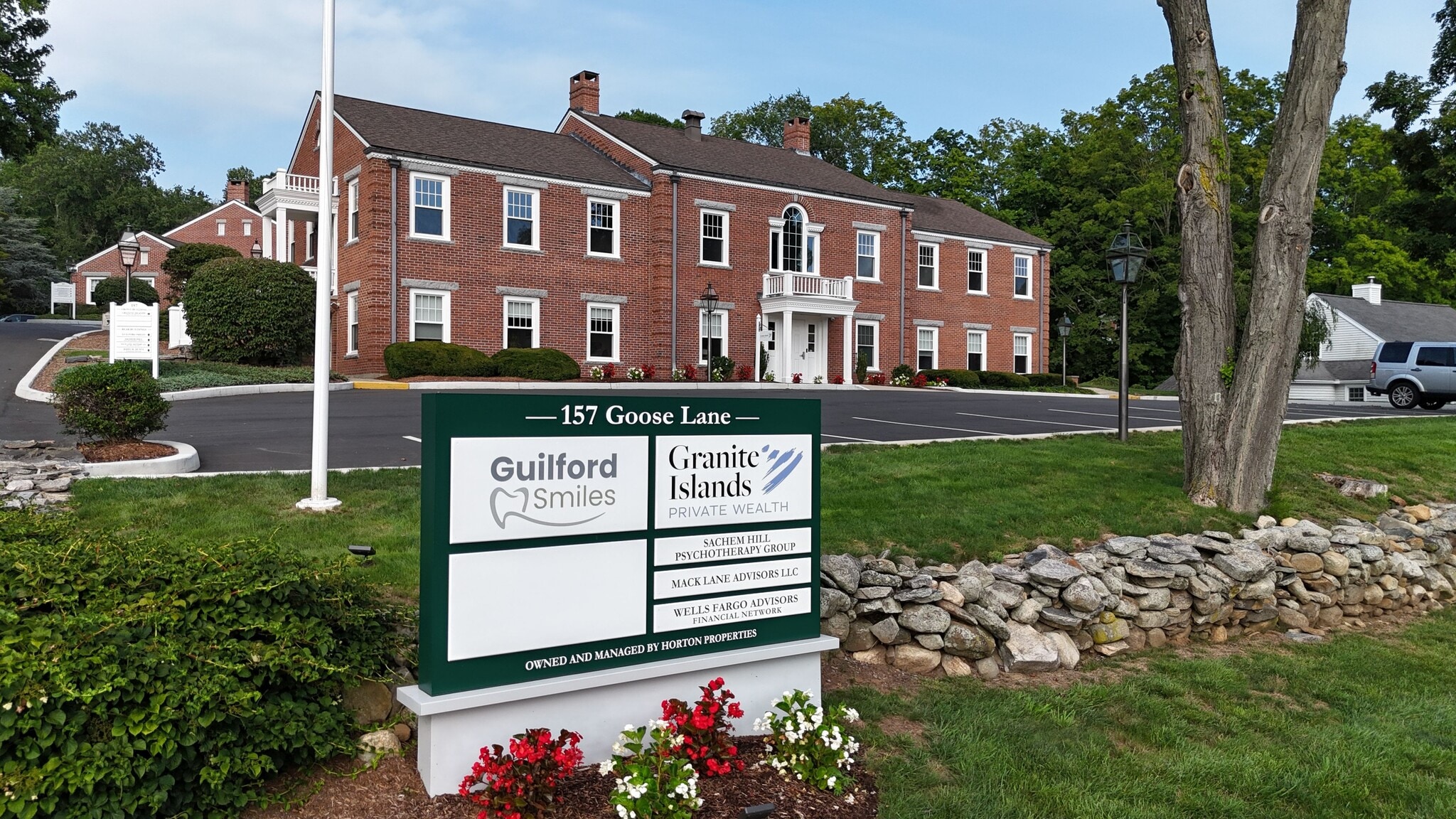 157 Goose Ln, Guilford, CT à louer Photo de l’immeuble– Image 1 sur 18
