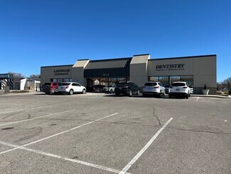 Plus de détails pour 2434 N Woodlawn St, Wichita, KS - Bureau à louer