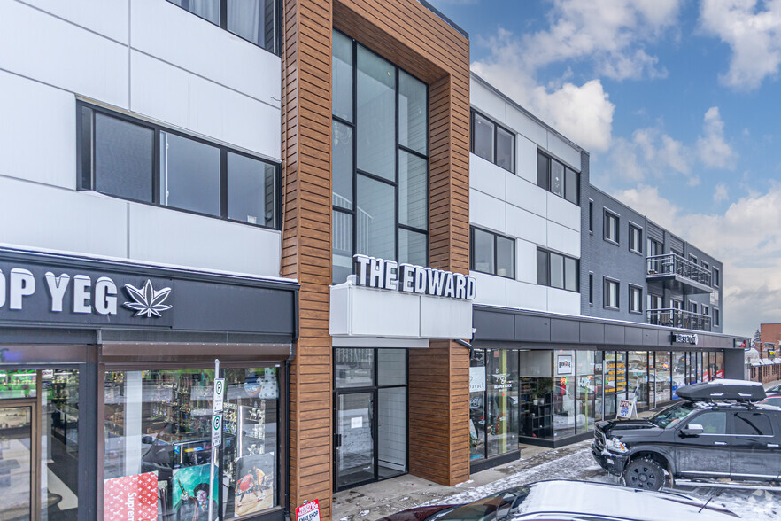 8927 82 Av NW, Edmonton, AB à louer - Photo de l’immeuble – Image 3 sur 4